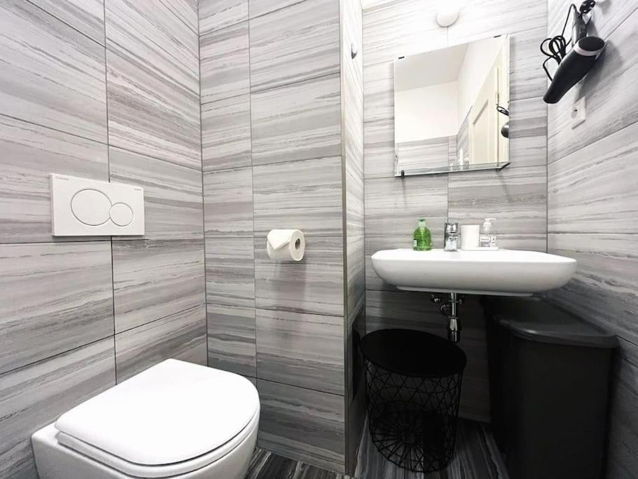 Leger Residence Apartment プラハ エクステリア 写真